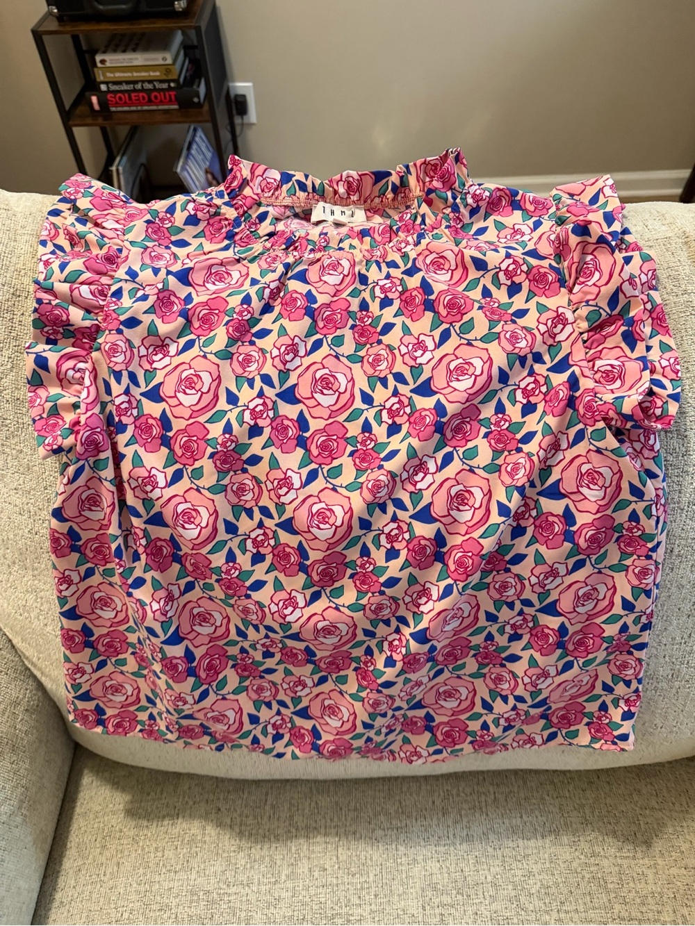 THML pink, blue, and green floral print ruffle blouse in a M #floral #ruffles
